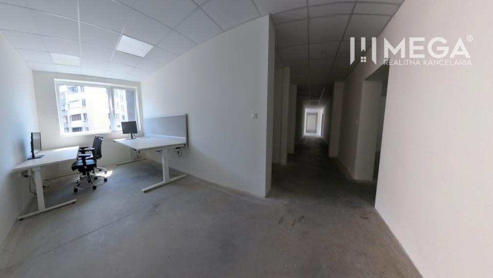 TOP CENA NA PRENÁJOM NOVÉ KANCELÁRIE v HUMENOM 689€/mesiac