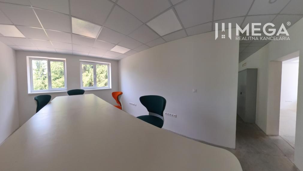 TOP CENA NA PRENÁJOM NOVÉ KANCELÁRIE v HUMENOM 689€/mesiac