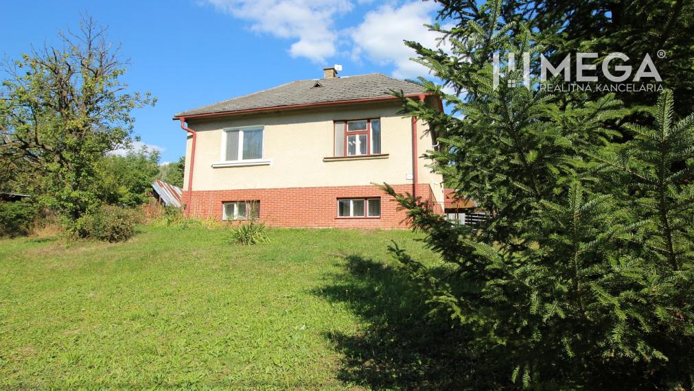 Na predaj rodinný dom v krásnom prostredí obce Vyšné Ladičkovce, exkluzívna ponuka.