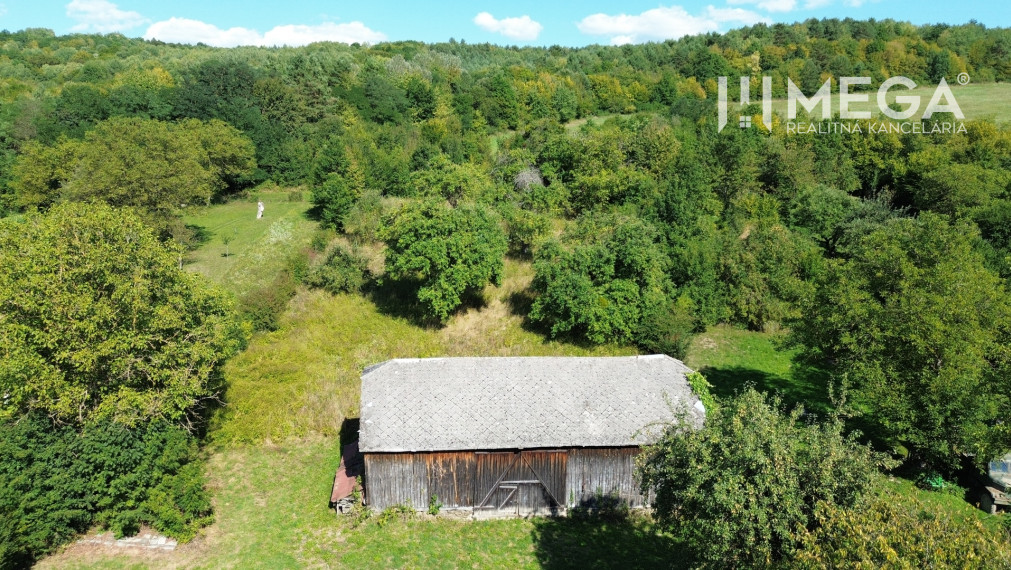 Na predaj rodinný dom v krásnom prostredí obce Vyšné Ladičkovce, exkluzívna ponuka.