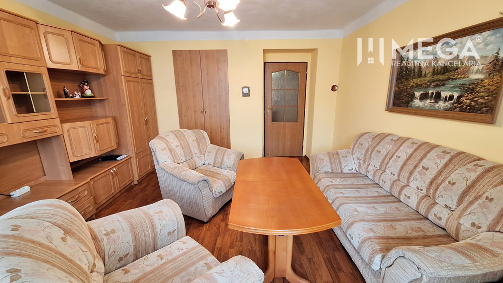 SKVELÁ CENA - NA PREDAJ 3-izbový BYT v meste Snina