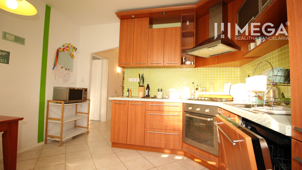 NA PRENÁJOM: 3 izbový byt - Humenné, Partizánska