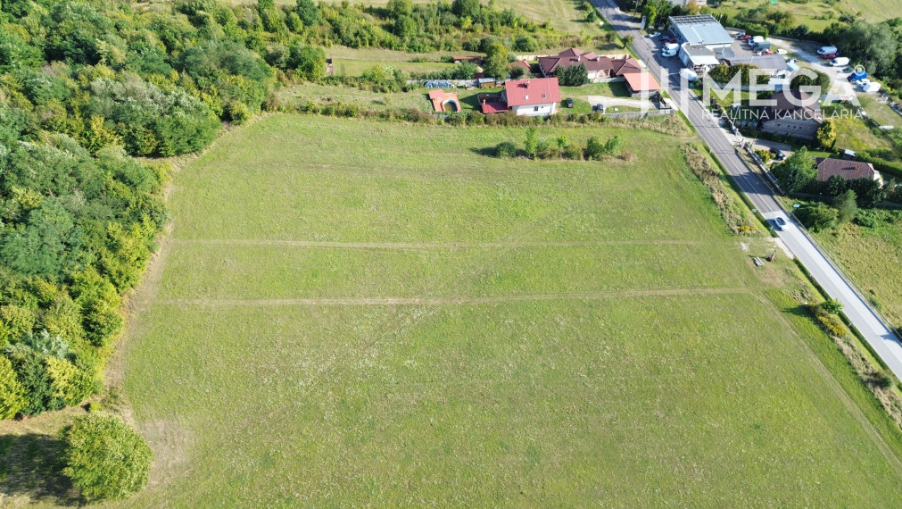 🏡 Na predaj stavebný pozemok v Humennom – 2 148 m² 🌳