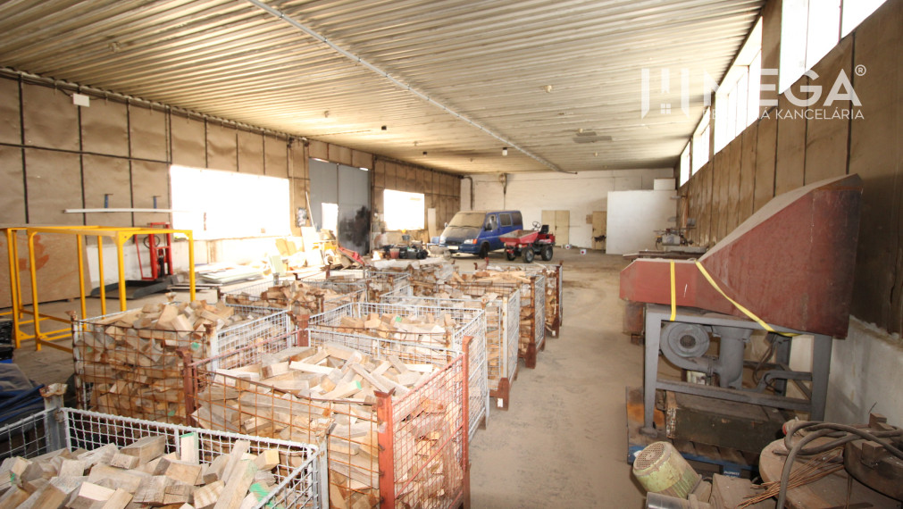 FLEXIBILNÝ PRENÁJOM HALY V HUMENNOM – od 700€ až 300 m²