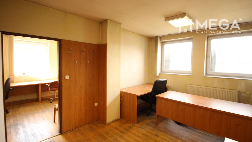 VÝHODNÝ PRENÁJOM KANCELÁRIÍ vo vyhľadávanej lokalite HUMENNÉ