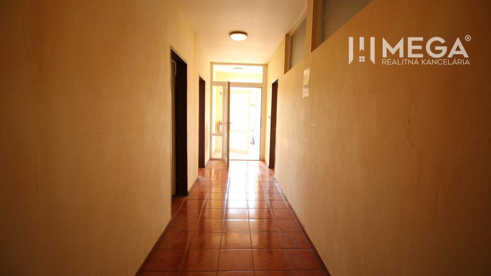VÝHODNÝ PRENÁJOM KANCELÁRIÍ vo vyhľadávanej lokalite HUMENNÉ