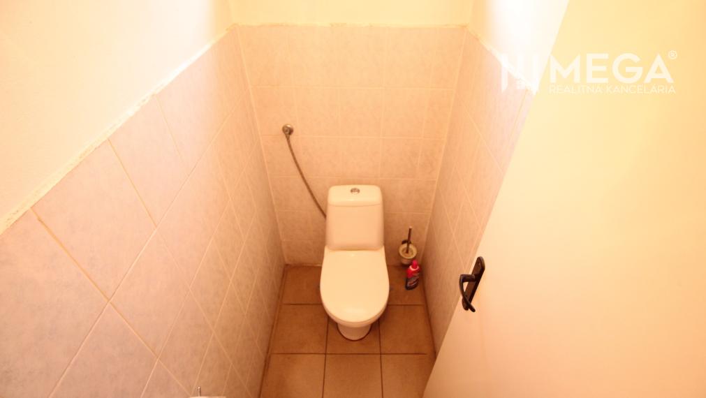 VÝHODNÝ PRENÁJOM KANCELÁRIÍ vo vyhľadávanej lokalite HUMENNÉ