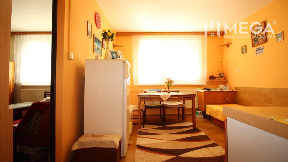 NOVÁ CENA - PREDAJ 1,5-izb. bytu v TOP lokalite MEDZILABORCE