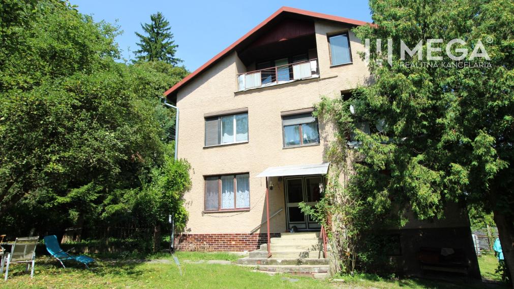 Na predaj rodinný dom s veľkým potenciálom blízko mesta Humenné, exkluzívne.