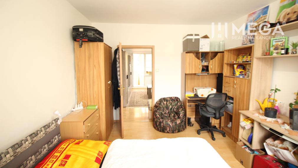 NA PREDAJ 3-izb. byt s loggiou – Sídl. pod Sokolejom, HUMENNÉ