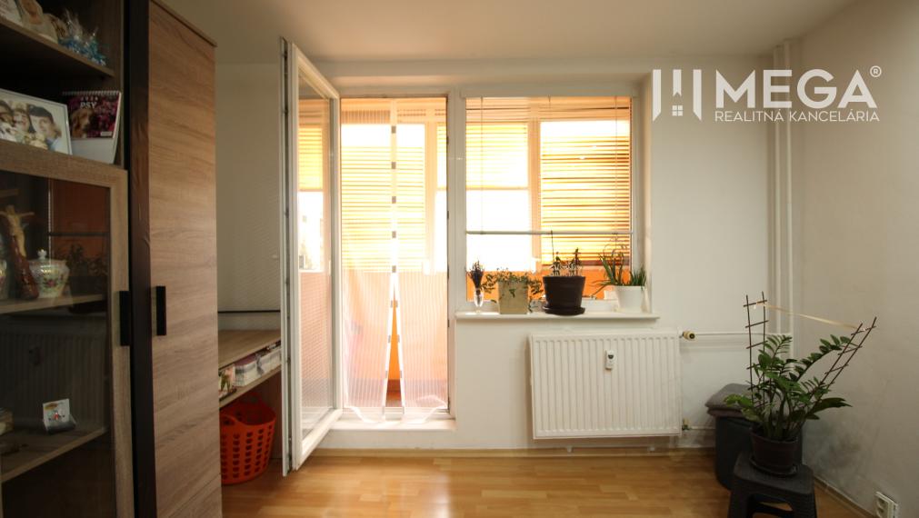 NA PREDAJ 3-izb. byt s loggiou – Sídl. pod Sokolejom, HUMENNÉ