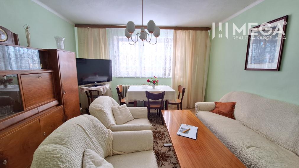 EXKLUZÍVNE 4i byt s garážou a záhradou v Snine – „3 v 1“ T52