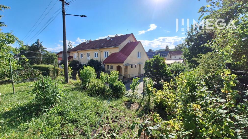 EXKLUZÍVNE 4i byt s garážou a záhradou v Snine – „3 v 1“ T52