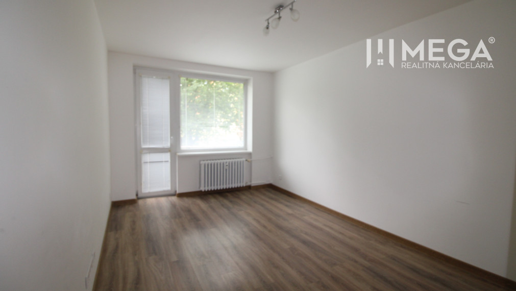 Na prenájom 3 izbový byt v centre mesta Vranov nad Topľou