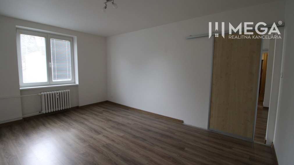 Na prenájom 3 izbový byt v centre mesta Vranov nad Topľou