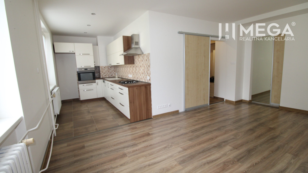 PRENAJATÉ 3 izbový byt v centre mesta Vranov nad Topľou