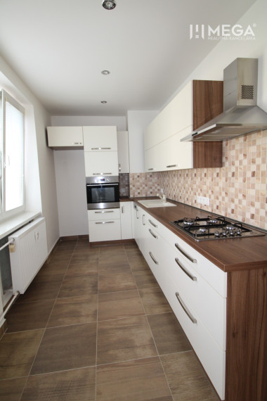 Na prenájom 3 izbový byt v centre mesta Vranov nad Topľou