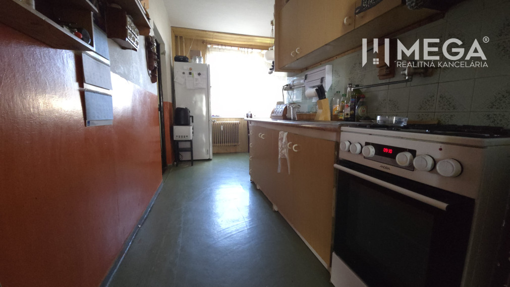 NA PREDAJ: 3-izbový byt s potenciálom – Michalovce, Okružná