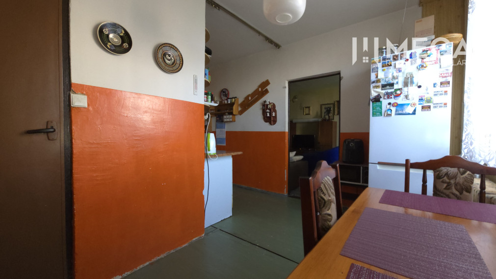 NA PREDAJ: 3-izbový byt s potenciálom – Michalovce, Okružná