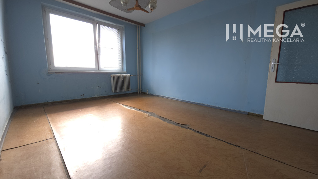 NA PREDAJ: 3-izbový byt s potenciálom – Michalovce, Okružná