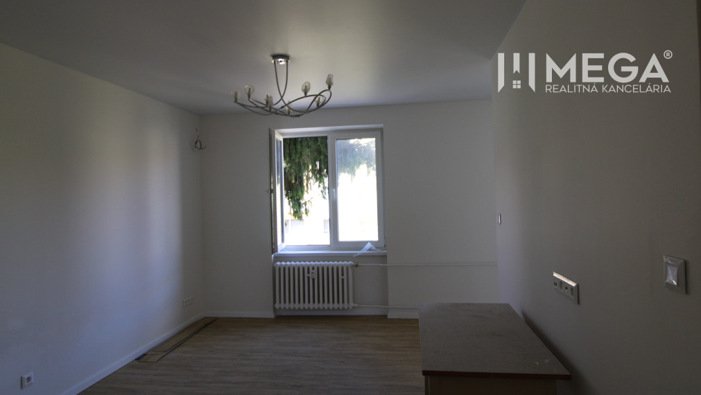 Na predaj 2i byt - ul. Dobrianskeho v meste Humenné