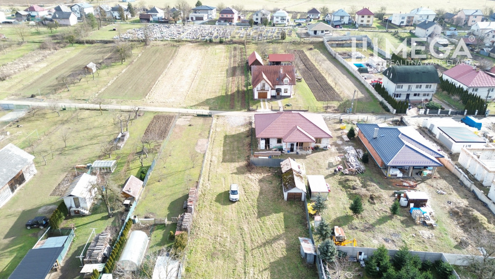 PREDANÉ - PREDAJ POZEMKU a DOMU - DLHÉ NAD CIROCHOU