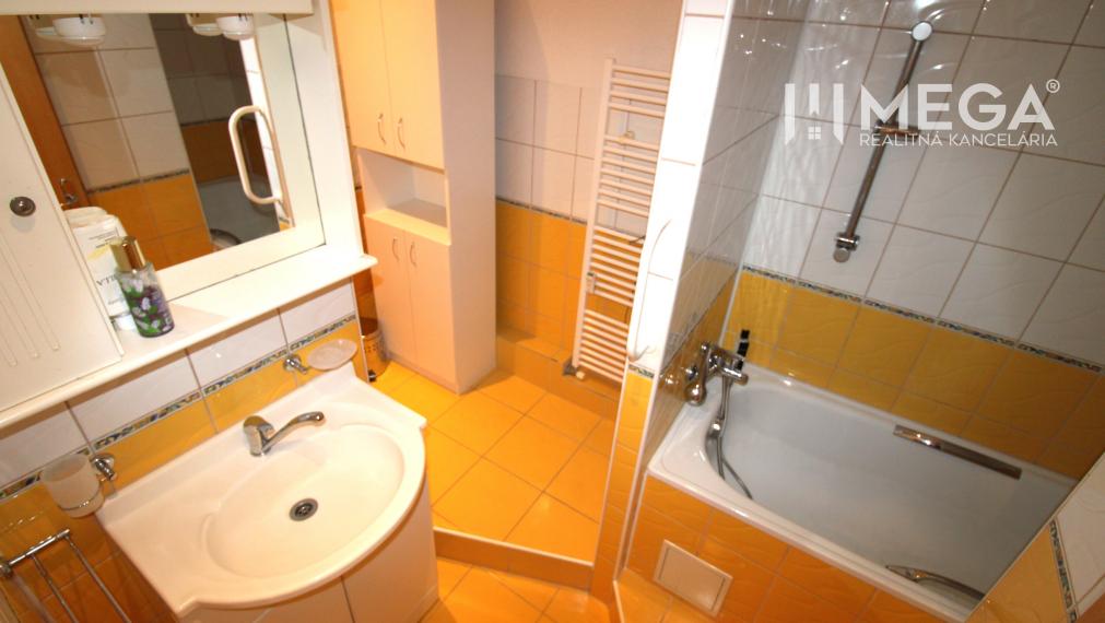 PRENAJATÝ ZARIADENÝ 2-izb. byt 63 m² – SÍDLISKO I HUMENNÉ