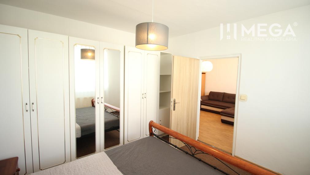 PRENAJATÝ ZARIADENÝ 2- IZBOVÝ BYT - ul. TŘEBIČSKÁ  HUMENNÉ