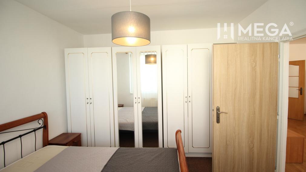 PRENAJATÝ ZARIADENÝ 2- IZBOVÝ BYT - ul. TŘEBIČSKÁ  HUMENNÉ