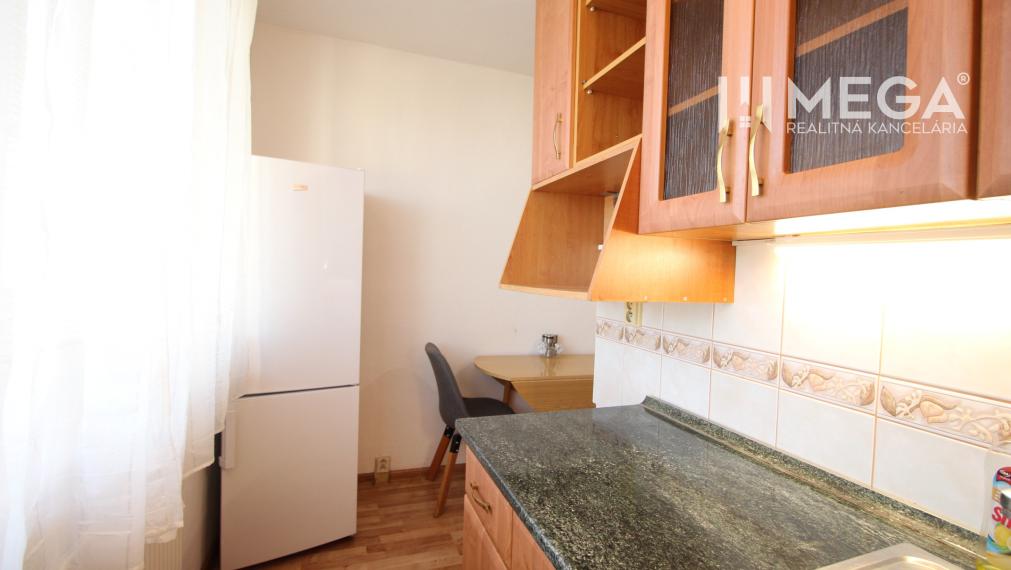 PRENAJATÝ ZARIADENÝ 2- IZBOVÝ BYT - ul. TŘEBIČSKÁ  HUMENNÉ