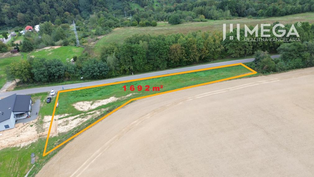 NA PREDAJ STAVEBNÝ POZEMOK S PANORAMATICKÝM VÝHĽADOM - SNINA