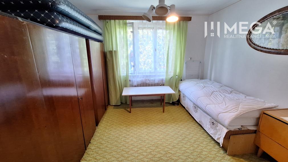 REZERVOVANÉ - NA PREDAJ rodinný dom v obci Ohradzany