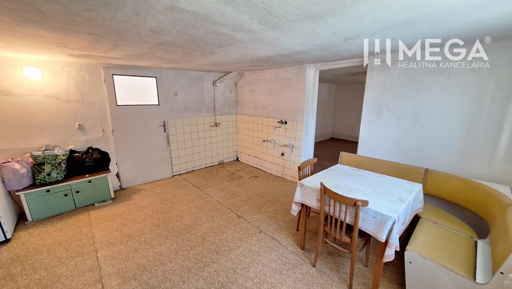 REZERVOVANÉ - NA PREDAJ rodinný dom v obci Ohradzany