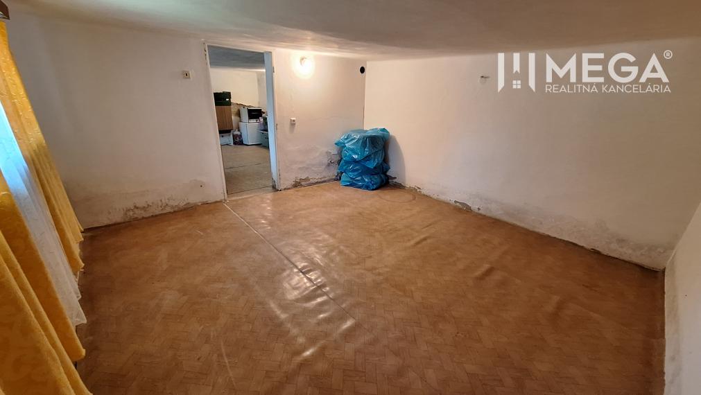 REZERVOVANÉ - NA PREDAJ rodinný dom v obci Ohradzany