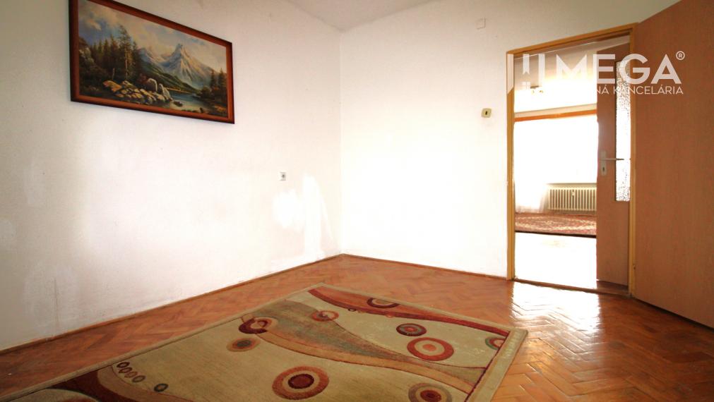 PRENÁJOM 3-izb BYTU PRIAMO V CENTRE MESTA HUMENNÉ