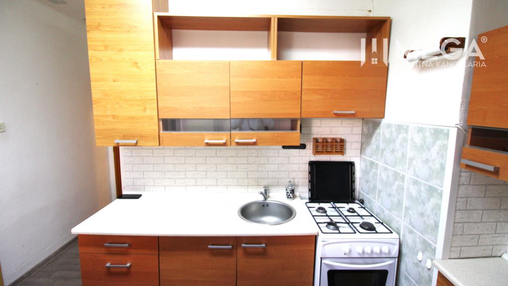 PRENÁJOM 3-izb BYTU PRIAMO V CENTRE MESTA HUMENNÉ