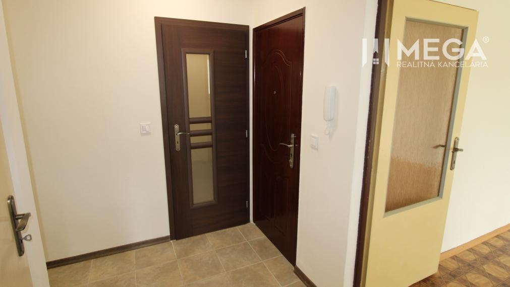 Exkluzívne na predaj skvelý 2 izbový byt v meste Humenné
