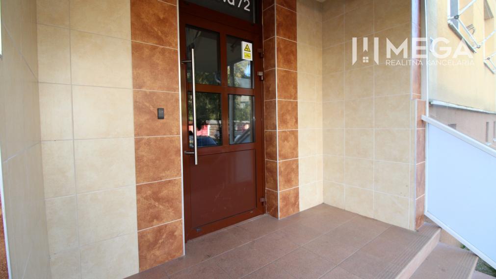 Exkluzívne na predaj skvelý 2 izbový byt v meste Humenné