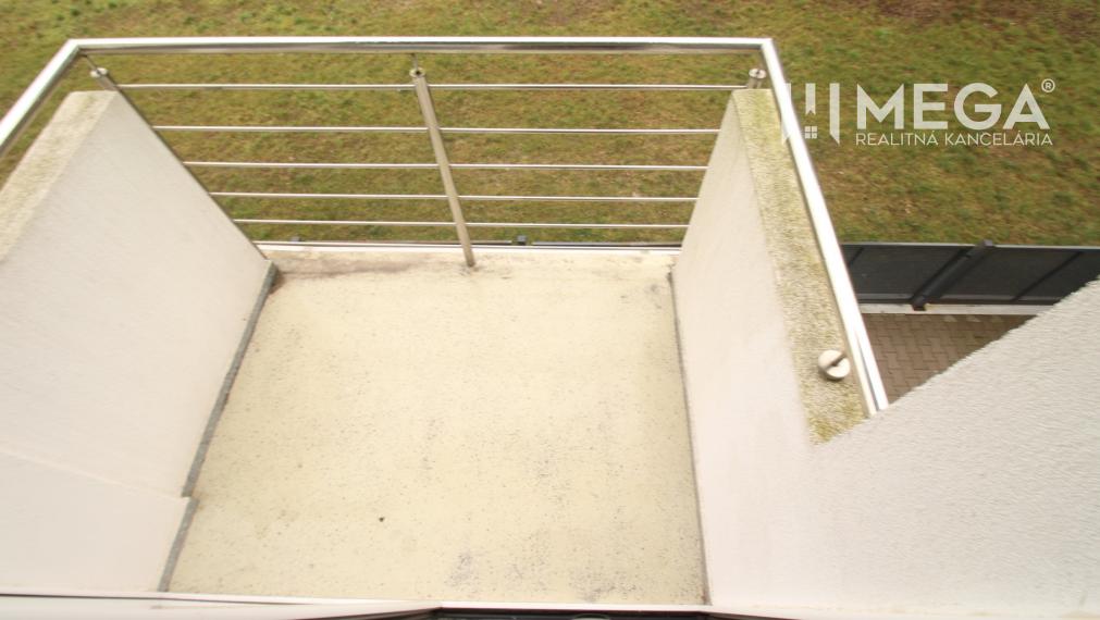 NA PRENÁJOM - Moderný 2-izbový byt v Strážskom