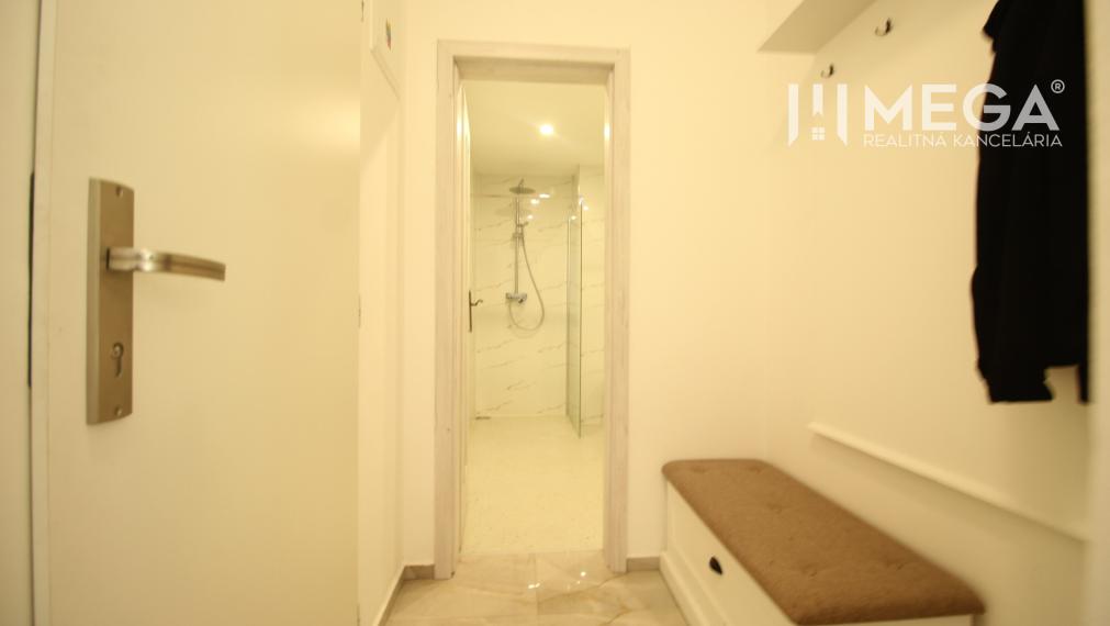 NA PRENÁJOM - Moderný 2-izbový byt v Strážskom