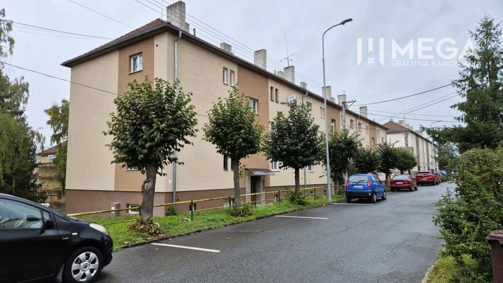 PREDAJ 3-izbového BYTU v SNINE ulica Dobrianskeho