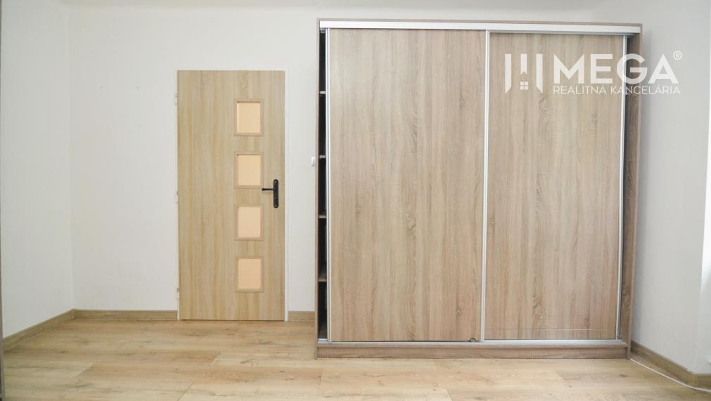 PREDAJ 3-izbového BYTU v SNINE ulica Dobrianskeho