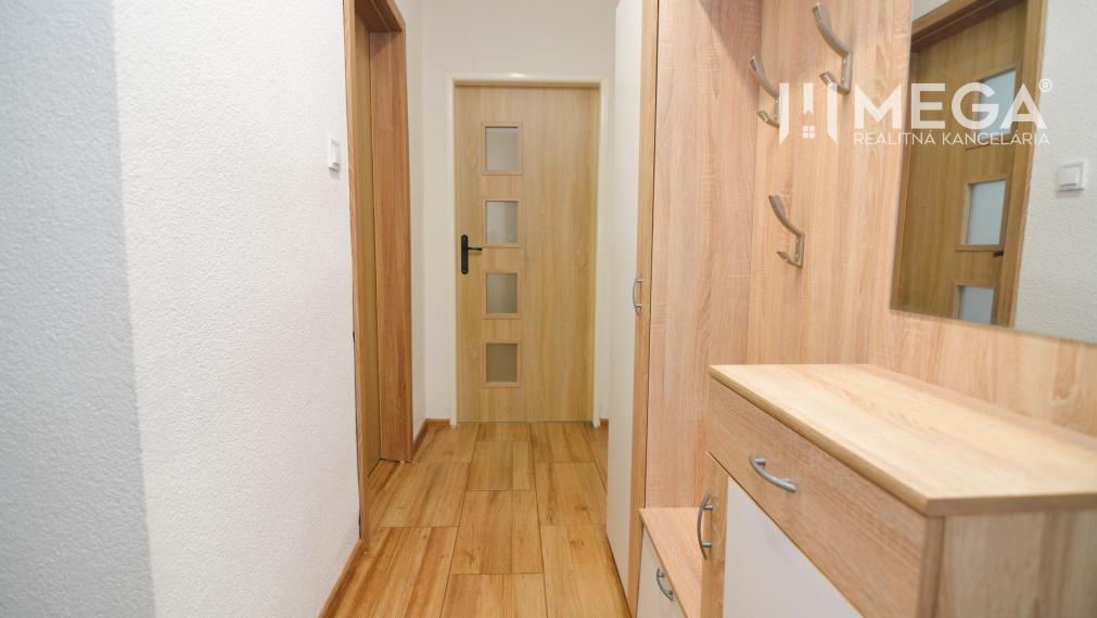 PREDAJ 3-izbového BYTU v SNINE ulica Dobrianskeho