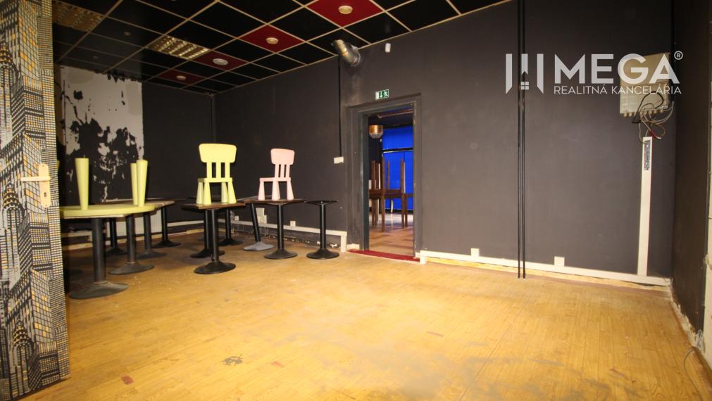 NA PRENÁJOM: Komerčný priestor v OC Erika – Košice, Terasa