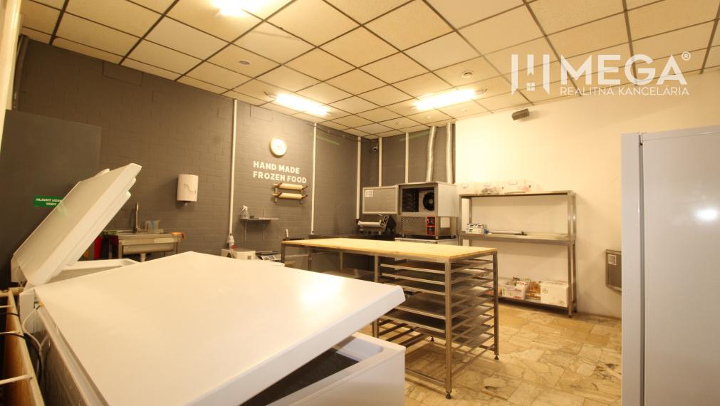 NA PRENÁJOM: Komerčný priestor v OC Latorica – Košice