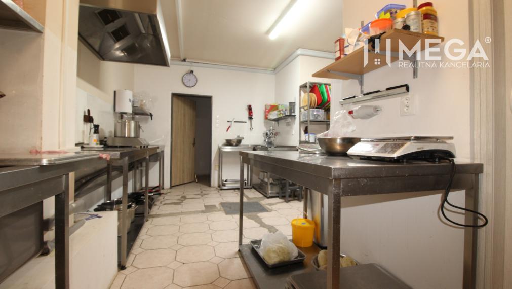 NA PRENÁJOM: Komerčný priestor v OC Latorica – Košice