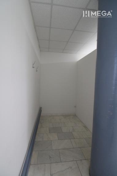 NA PRENÁJOM obchodný priestor v OD Laborec v meste Humenné