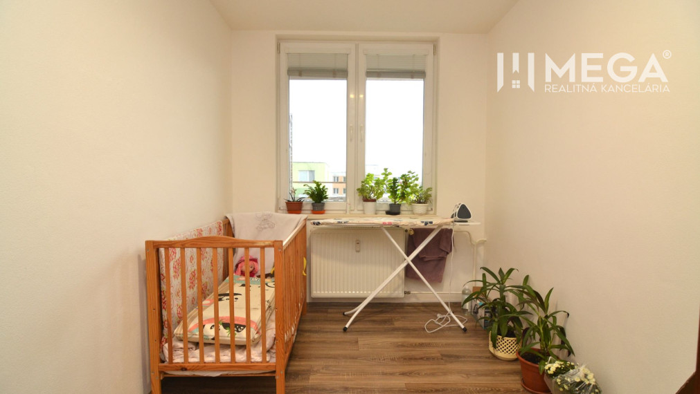 PRENÁJOM 3-izbového bytu v HUMENNOM ul. Osloboditeľov