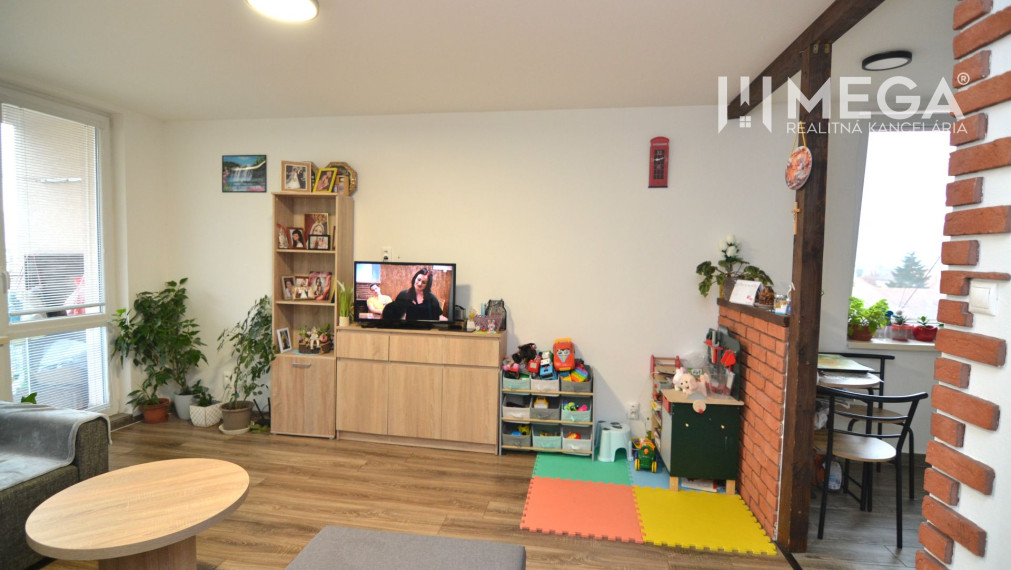 PRENÁJOM 3-izbového bytu v HUMENNOM ul. Osloboditeľov