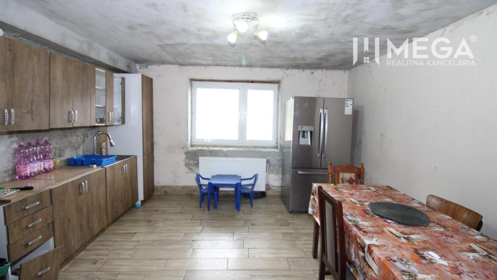 NA PREDAJ RODINNÝ DOM V TICHEJ LOKALITE – RADVAŇ nad LABORCOM